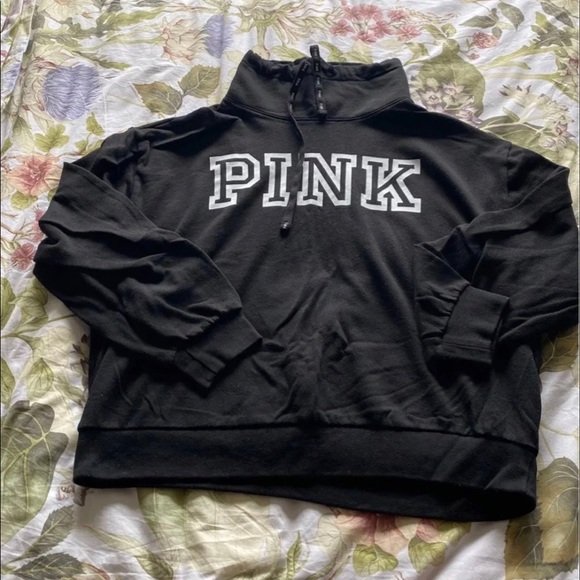 PINK 2pc outfit size small - Picture 2 of 3